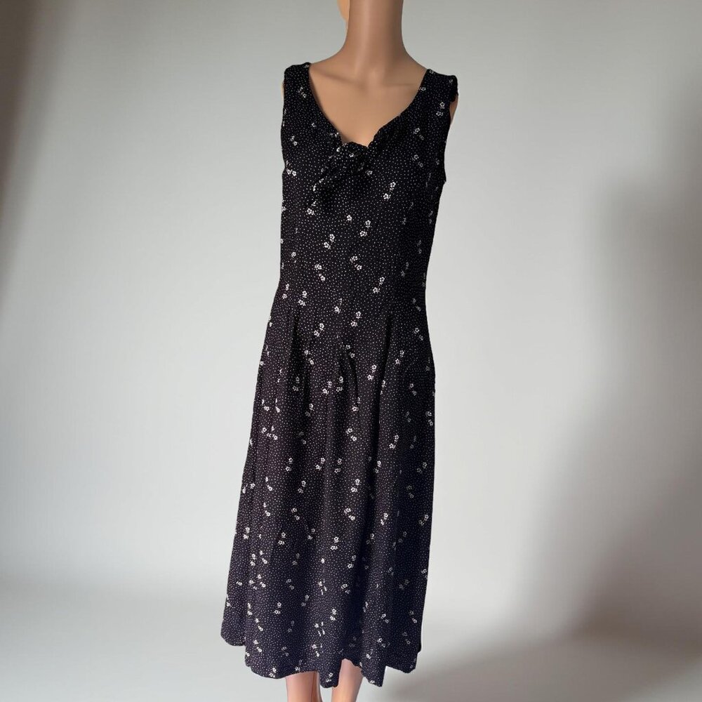 Ulterior Motives Black Sleeveless Dress with Flowers and Dots Size 9